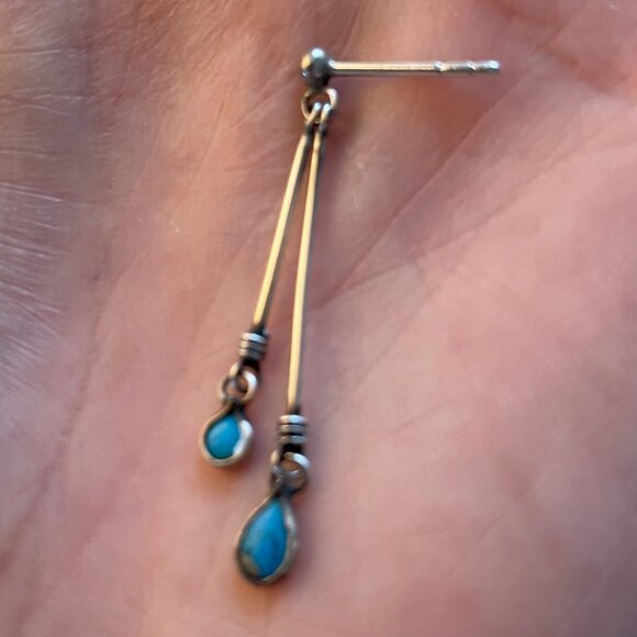 Vintage Dainty Sterling Silver (925) & Turquoise Dangle Earrings 1.5" drop Sz OS - Picture 7 of 10
